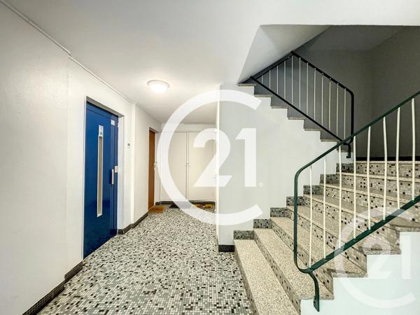 Appartement F4 à vendre  4 pièces - 66,19 m 2   CAEN  - 14