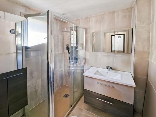 Maison Saint Jeannet 5 pièce(s) 120 m2