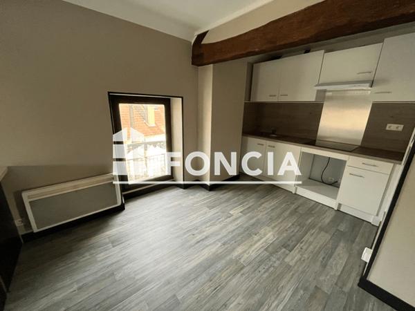 Location Appartement 2 pièces 46 m² - 16 RUE PAUL DOUCET Chateau Thierry 02400