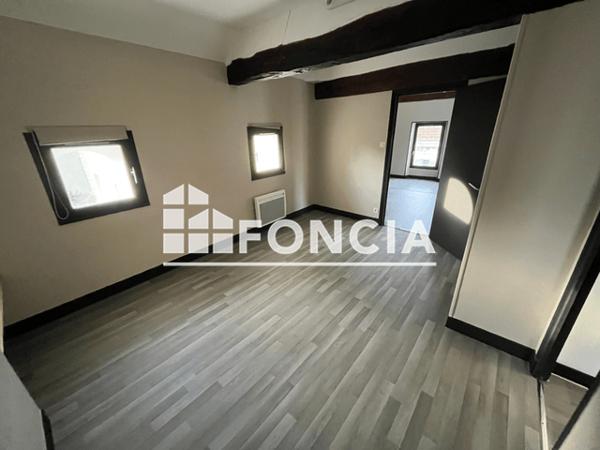 Location Appartement 2 pièces 46 m² - 16 RUE PAUL DOUCET Chateau Thierry 02400