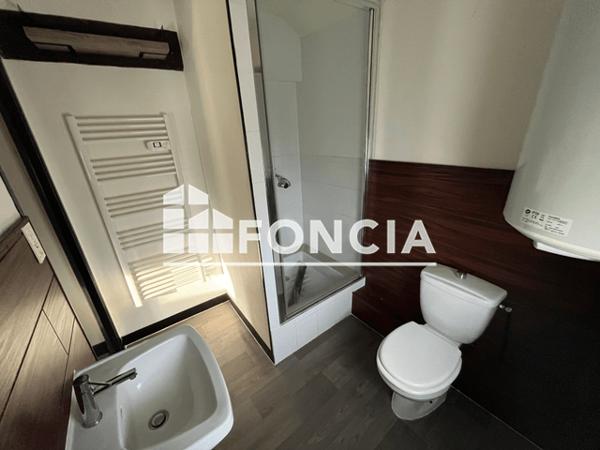 Location Appartement 2 pièces 46 m² - 16 RUE PAUL DOUCET Chateau Thierry 02400