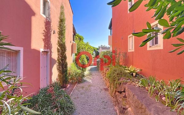 Appartement à vendre    1 pièce • 25,47 m2 Fréjus