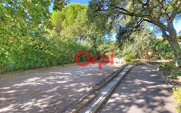 Appartement à vendre    1 pièce • 25,47 m2 Fréjus