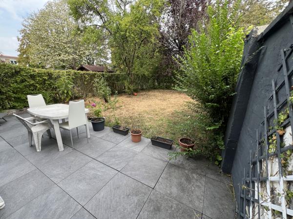 Maison
         4 pièces
        - 100 m² Exclusivité 199 000 € *