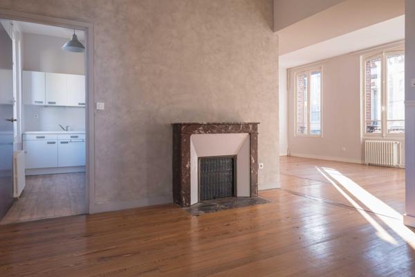 Immeuble à SENS, 89100 - 217m²