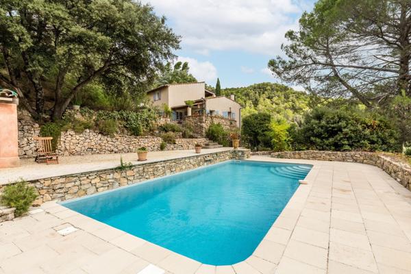 Vente Propriété de luxe Salernes 10 Pièces 427 m²