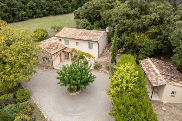 Vente Propriété de luxe Salernes 10 Pièces 427 m²