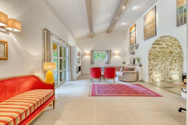 Vente Propriété de luxe Salernes 10 Pièces 427 m²