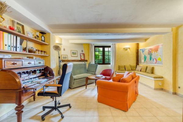 Vente Propriété de luxe Salernes 10 Pièces 427 m²