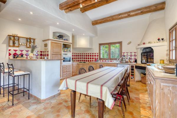 Vente Propriété de luxe Salernes 10 Pièces 427 m²