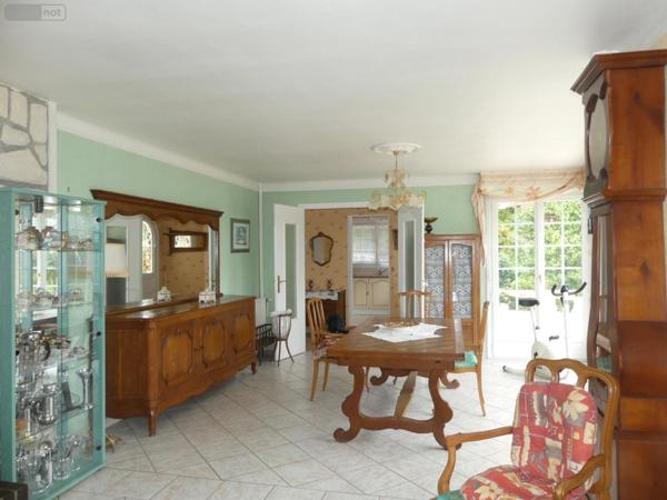 Maison à vendre à Treis-Sants-en-Ouche dans l'Eure (27300), ref : 20D75