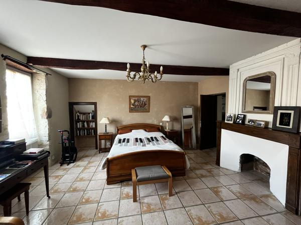 Mauvezin (32120) Maison de Village 240 m² – T6 avec Jardin – Mauvezin Centre (32120)