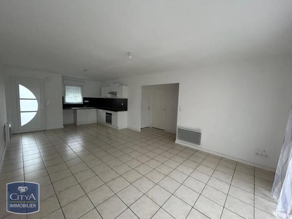 Maison à louer 3 pièces 78.9m² Saint-Baudelle (53200)