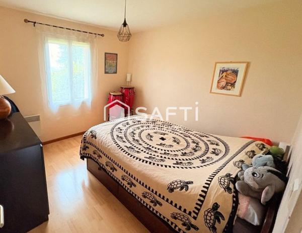 Un cadre superbe autour du maison de plain-pied