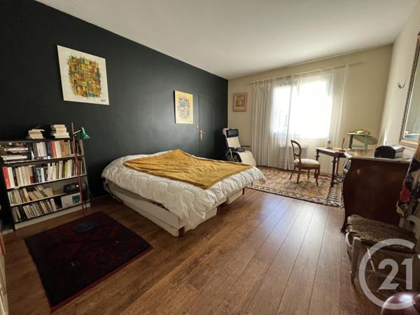 Maison à vendre  7 pièces - 245,45 m2 ARLES - 13