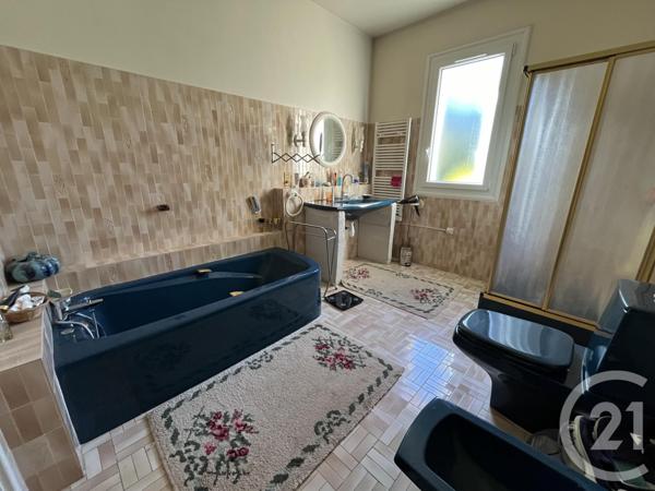 Maison à vendre  7 pièces - 245,45 m2 ARLES - 13