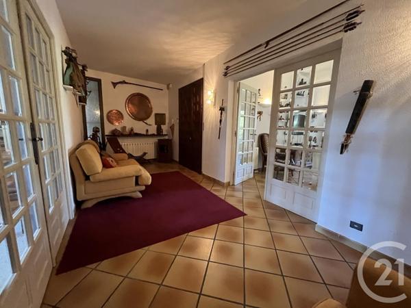 Maison à vendre  7 pièces - 245,45 m2 ARLES - 13
