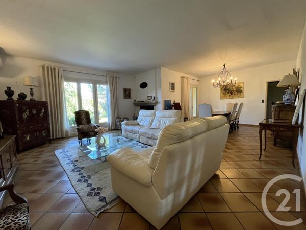 Maison à vendre  7 pièces - 245,45 m2 ARLES - 13