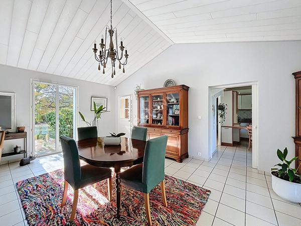 Maison à vendre 6 pièces - Montaigu Vendée