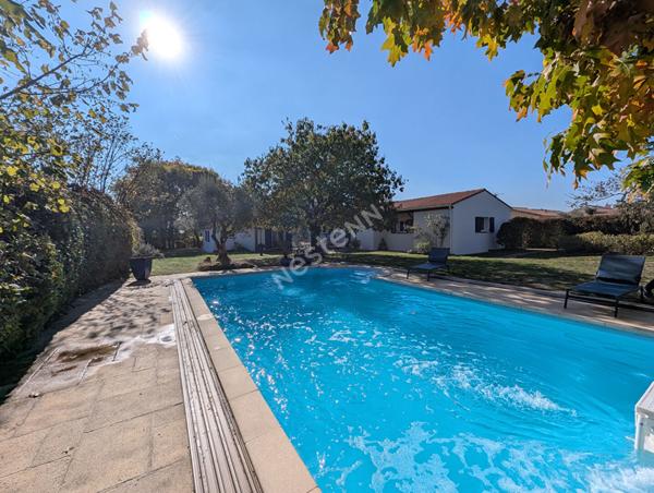 Maison à vendre 6 pièces - Montaigu Vendée