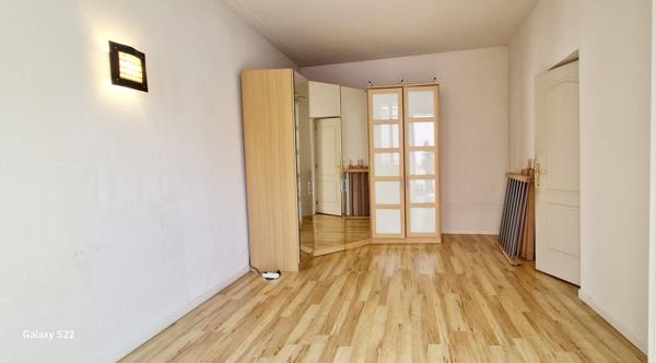 Hyper centre de Montluçon - Maison 4 pièce(s) 107 m2 avec une cour et un balcon Montlucon