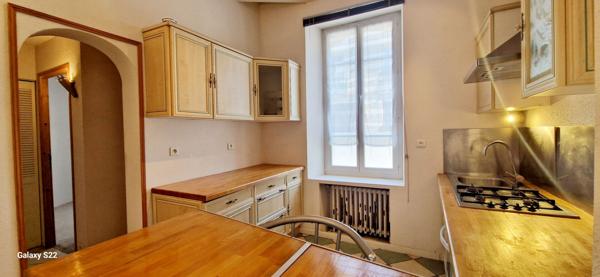 Hyper centre de Montluçon - Maison 4 pièce(s) 107 m2 avec une cour et un balcon Montlucon