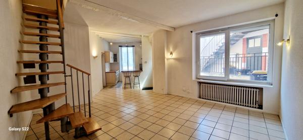Hyper centre de Montluçon - Maison 4 pièce(s) 107 m2 avec une cour et un balcon Montlucon