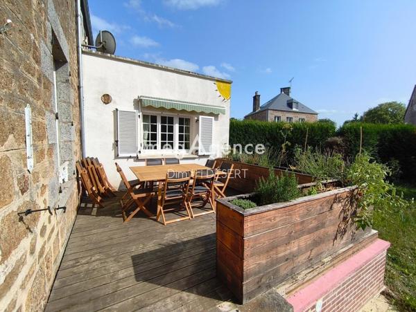 Maison à ATHIS-VAL DE ROUVRE, 61430 - 10 pièces 231m²