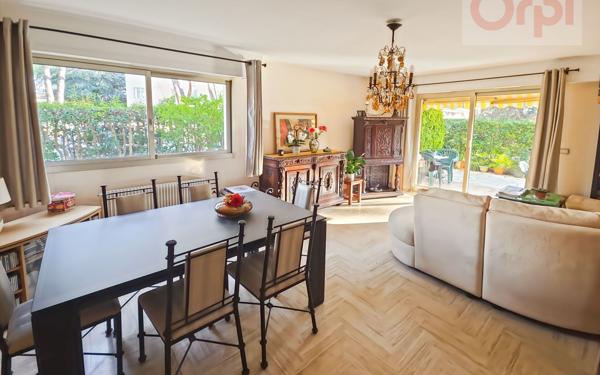 Appartement à vendre    3 pièces • 76 m2 Saint-Laurent-du-Var