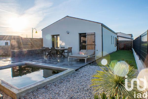 Maison traditionnelle 3 pièces de 65 m² à Ferrières (17170)