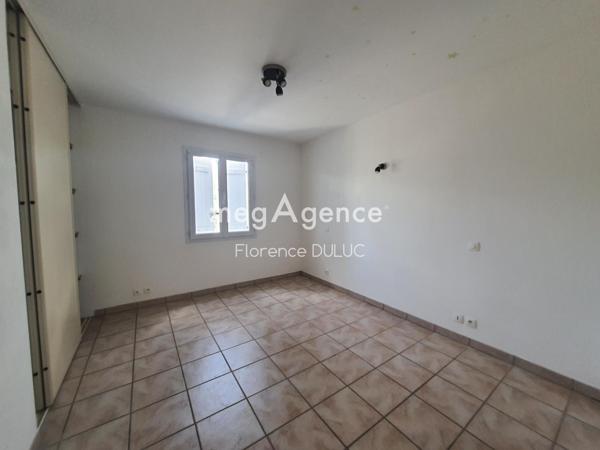 Maison à SAINT-JEAN-D'ANGELY, 17400 - 4 pièces 92m²