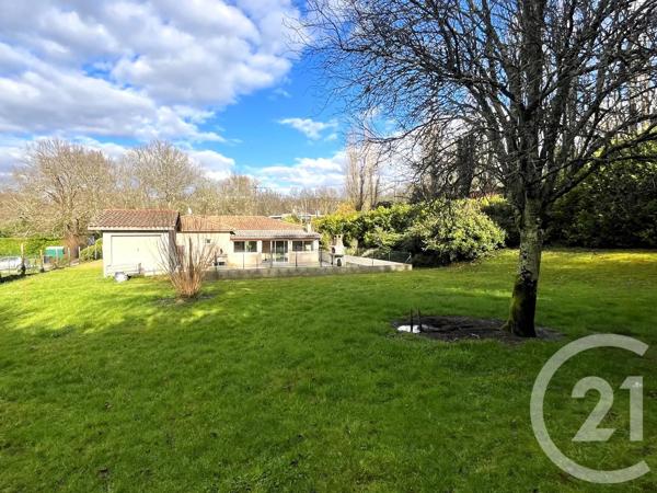Maison à vendre  7 pièces - 130 m 2   FARGUES ST HILAIRE  - 33