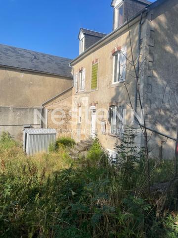 La Courtine ? Maison de caractère avec garage et jardinet