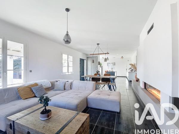 Maison à vendre 5 pièces 185 m² Bernis