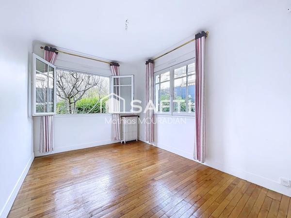 Maison familiale de 146 m² – Calme, traversant et lumineux – Jardin et terrasse ensoleillés – Garage et stationnement