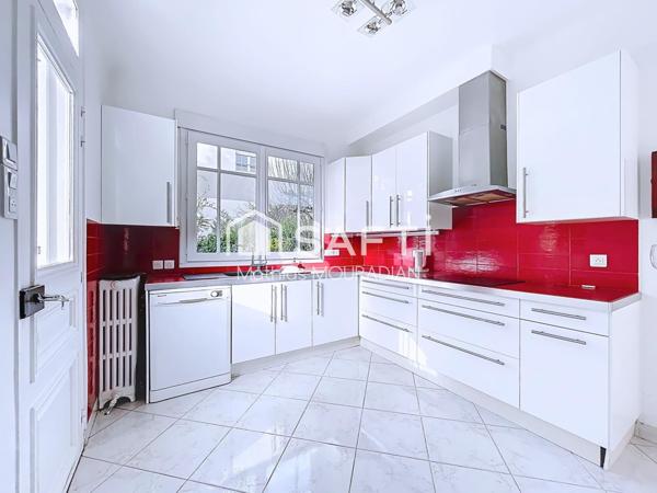 Maison familiale de 146 m² – Calme, traversant et lumineux – Jardin et terrasse ensoleillés – Garage et stationnement