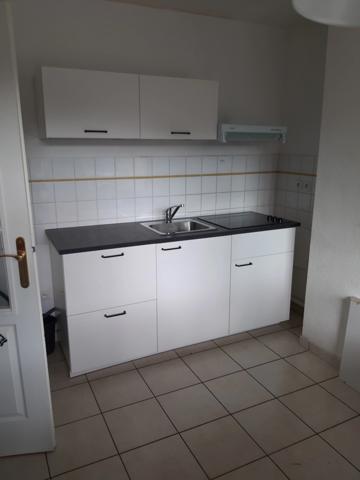 Appartement à louer 1 pièces ANNEMASSE (74)