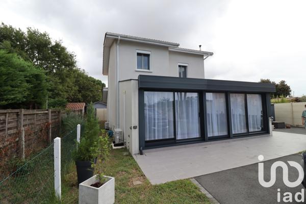 Maison à vendre 7 pièces 155 m² Gujan-Mestras