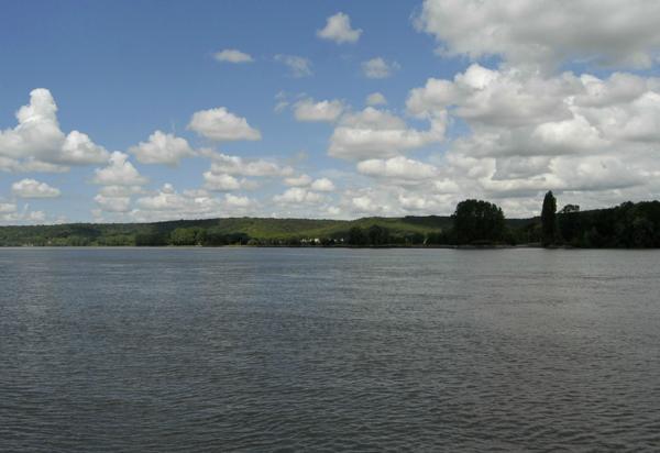 Rare à la vente, terrain en bord de Seine, Le Trait