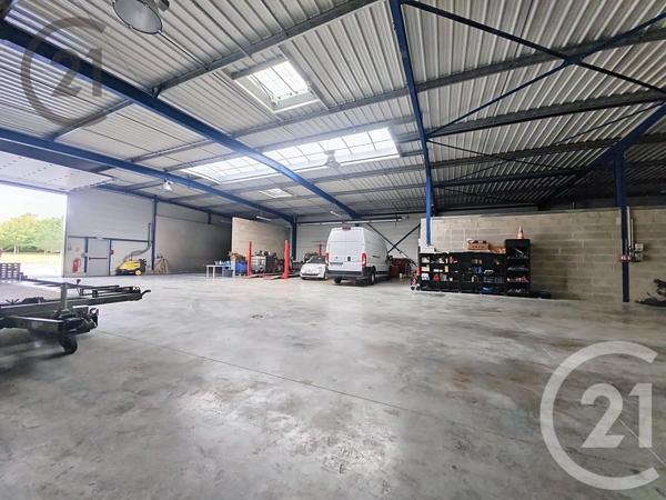 à vendre  621 m 2   SEZANNE  - 51