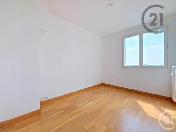 Appartement F3 à vendre  3 pièces - 63,18 m 2   TROYES  - 10