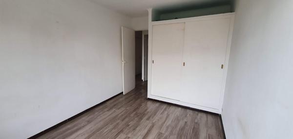 À vendre Allauch La Pounche (13190) Appartement T4 avec garage, cave et balcons