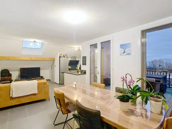 À vendre joli T3 dernier étage SAINT LAURENT (74)
