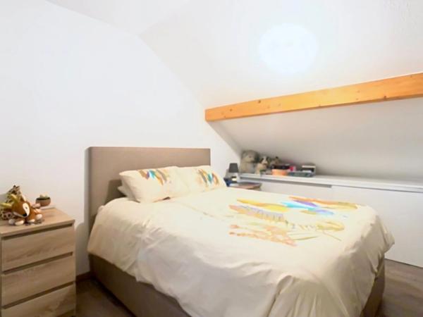 À vendre joli T3 dernier étage SAINT LAURENT (74)