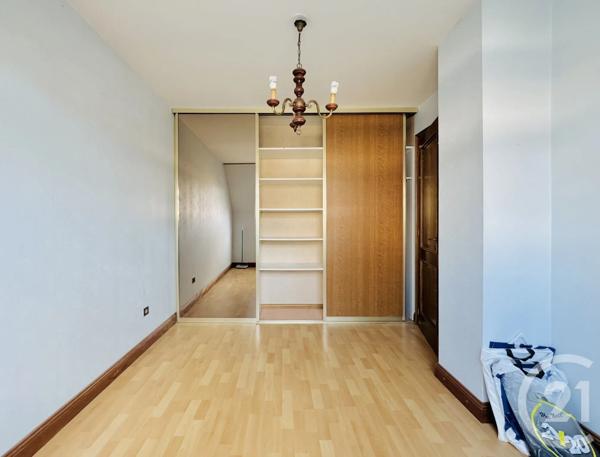 Appartement 4-5P à vendre  5 pièces - 83,68 m 2   STRASBOURG  - 67