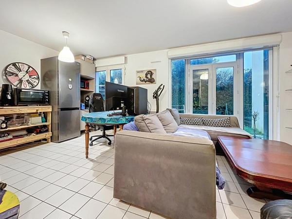 A VENDRE LAMBEZELLEC - T1 BIS - 39 M2 - JARDIN - PARKING - LOCATAIRE EN PLACE