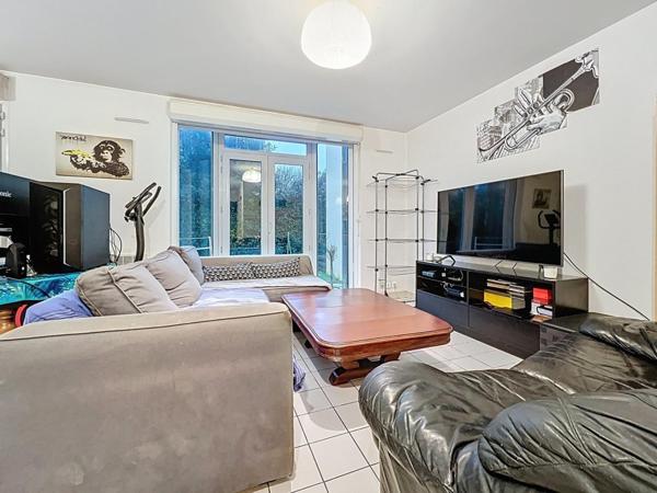 A VENDRE LAMBEZELLEC - T1 BIS - 39 M2 - JARDIN - PARKING - LOCATAIRE EN PLACE