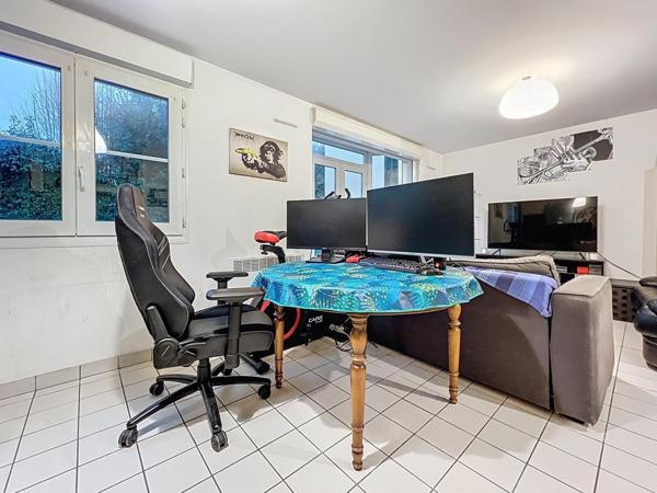 A VENDRE LAMBEZELLEC - T1 BIS - 39 M2 - JARDIN - PARKING - LOCATAIRE EN PLACE