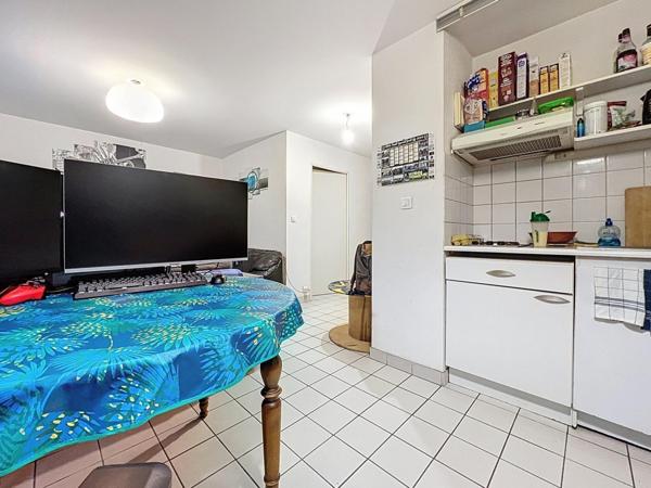 A VENDRE LAMBEZELLEC - T1 BIS - 39 M2 - JARDIN - PARKING - LOCATAIRE EN PLACE