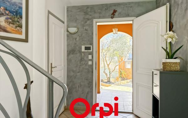 Maison à vendre    5 pièces • 131 m2 Saint-Cyr-sur-Mer